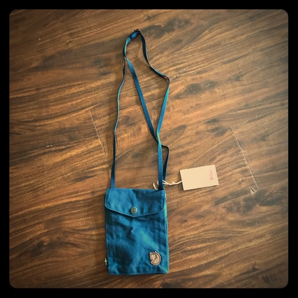 kanken pocket shoulder bag